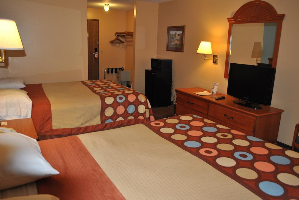 Super 8 By Wyndham Shipshewana Hotell Rum bild